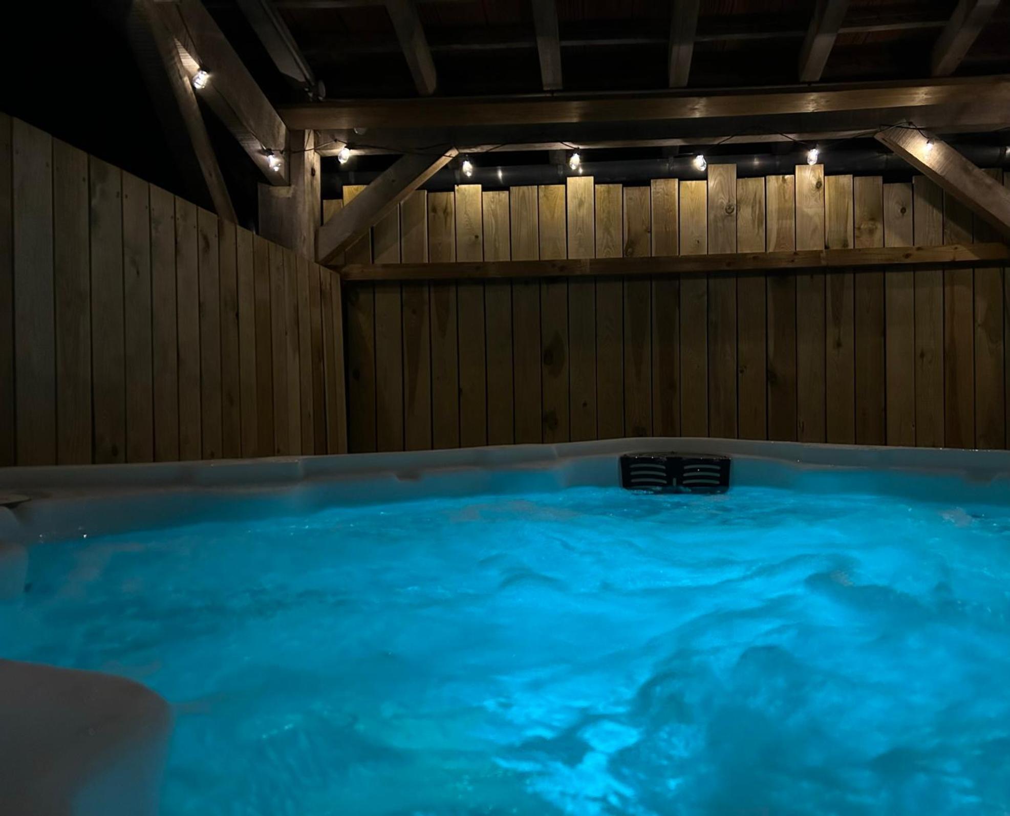 Le Domaine De La Claire Fontaine Gites -Chambres D'Hotes Montvalent Esterno foto
