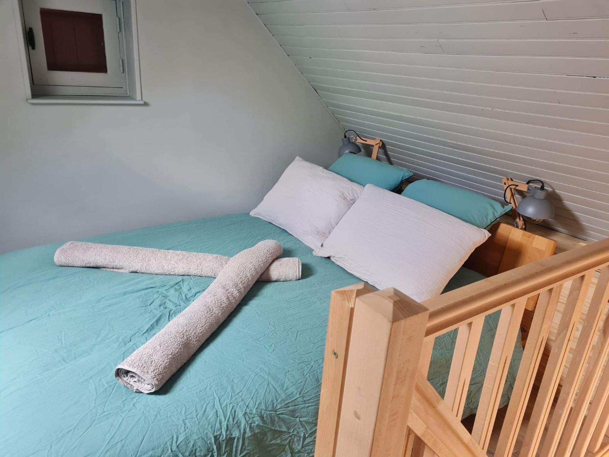 Le Domaine De La Claire Fontaine Gites -Chambres D'Hotes Montvalent Esterno foto